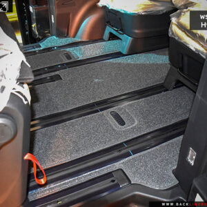 พรมไวนิลดักฝุ่น Hyundai Staria