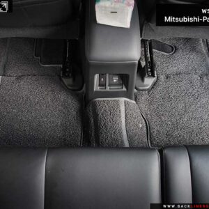 พรมนไวนิลดักฝุ่น pajero sport