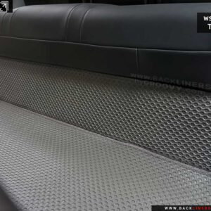 พรมกระดุม Tesla Model Y