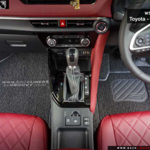 พรมไวนิลดักฝุ่น Yaris Ativ 2022