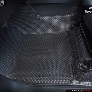 พรมกระดุม ผ้ายาง Revo 4 ประตู