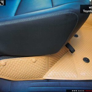 พรมกระดุม ผ้ายาง Revo 4 ประตู