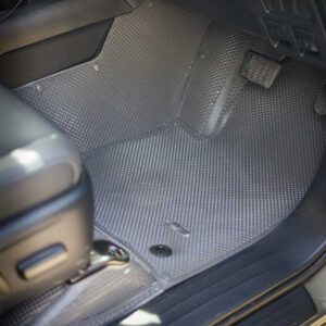 พรมรถยนต์ Revo 4 ประตู