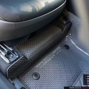 พรมกระดุม Corolla Cross