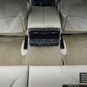 พรมรถยนต์, พรมกระดุม, พรมไวนิลดักฝุ่น Toyota Land Cruiser 300 | Back Liners®