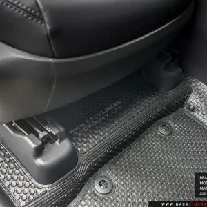 พรมกระดุม ผ้ายาง พรมรถยนต์ Yaris Cross