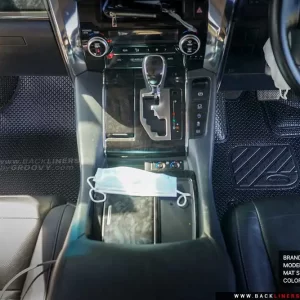 พรมกระดุม พรมรถยนต์ตรงรุ่น ผ้ายาง Toyota Alphard Vellfire - AH30