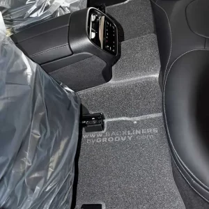 พรมรถยนต์, พรมไวนิลดักฝุ่น Benz-E class-W214