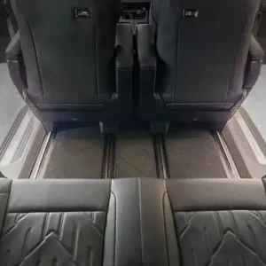 พรมรถยนต์ ผ้ายาง พรมกระดุม ZEEKR 009