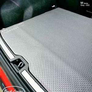 พรมรถยนต์ ผ้ายาง พรมกระดุม Volvo - C40/EC40 | M Series | Back Liners®