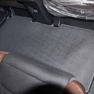 พรมกระดุม พรมรถยนต์ ผ้ายาง Toyota Innova Zenix