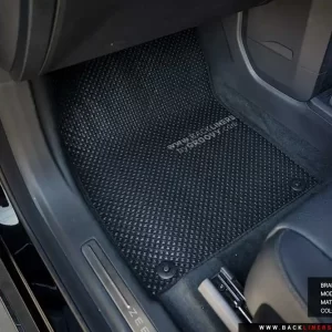 พรมรถยนต์ ผ้ายาง พรมกระดุม zeekr 009