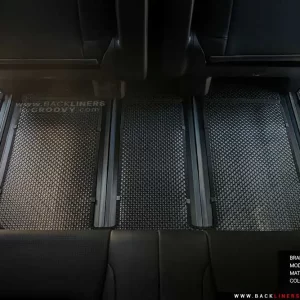 พรมรถยนต์ ผ้ายาง พรมกระดุม zeekr 009