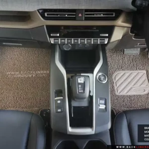 พรมรถยนต์ พรมไวนิลดักฝุ่น พรมเส้นใยไวนิล พรม 3m nomad Mitsubishi Xforce