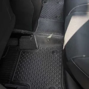 พรมรถยนต์ พรมกระดุถมยกขอบ พรมกระดุม ผ้ายาง Toyota Corolla Cross