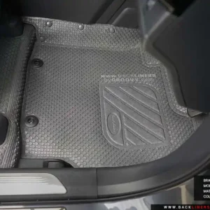 พรมรถยนต์ พรมกระดุม ผ้ายาง Toyota Yaris Cross