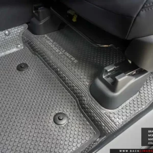 พรมรถยนต์ พรมกระดุม ผ้ายาง Toyota Yaris Cross