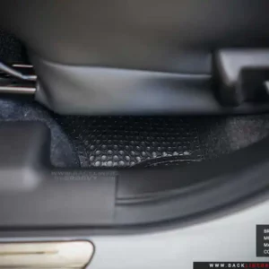 พรมรถยนต์, พรมกระดุม, ผ้ายาง Suzuki-Swift-A2L | Back Liners®