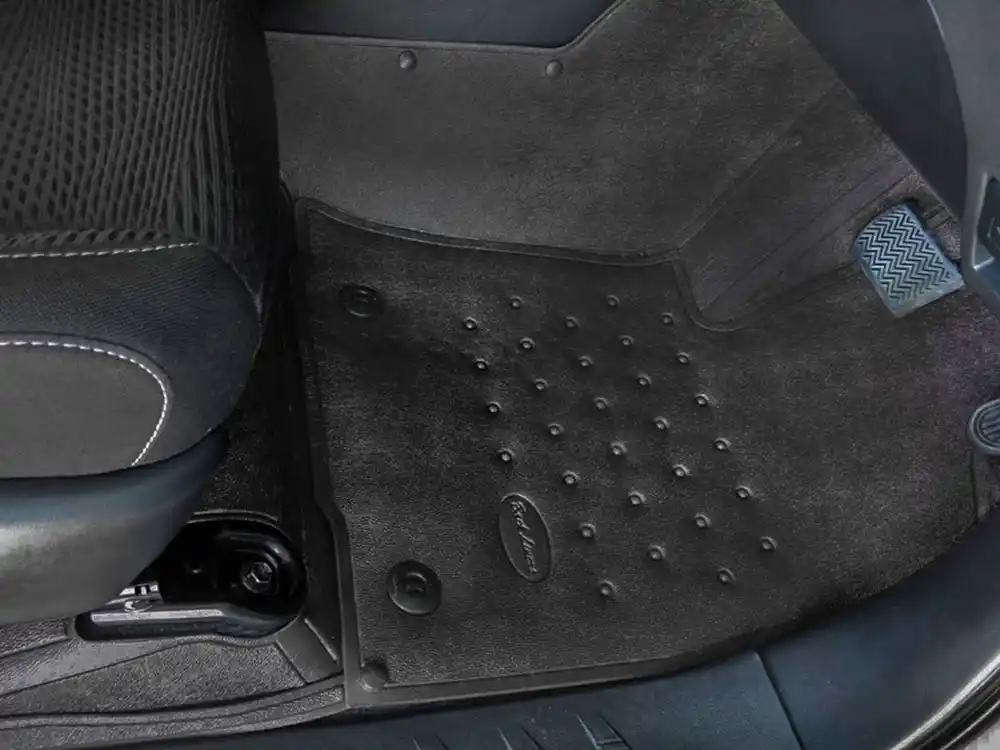 พรมรถยนต์ ผ้ายาง Toyota Hilux Revo Smart cab