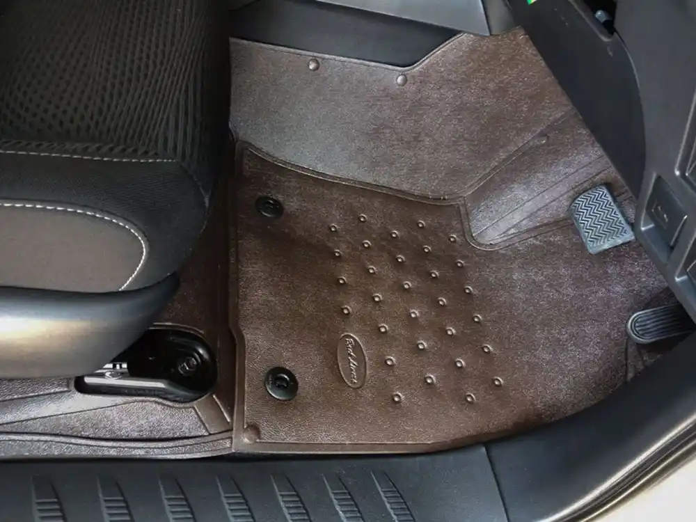 พรมรถยนต์ ผ้ายาง Toyota Hilux Revo Smart cab