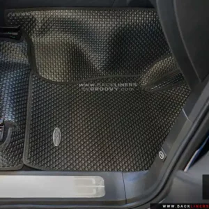 พรมรถยนต์ พรมกระดุม ผ้ายาง พรมเข้ารูป Tank 300