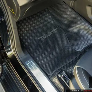 พรมรถยนต์ พรมกระดุม ผ้ายาง พรมเข้ารูป Tank 300