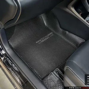 พรมรถยนต์ พรมกระดุม ผ้ายาง Toyota Yaris Hatchback