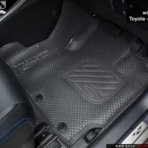 พรมรถยนต์ พรมกระดุม ผ้ายาง Toyota Yaris Hatchback