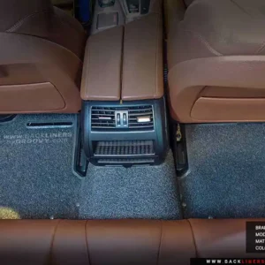 พรมรถยนต์ พรมไวนิลดักฝุ่น พรมดักฝุ่น พรม 3m nomad ผ้ายาง BMW 5 series F10