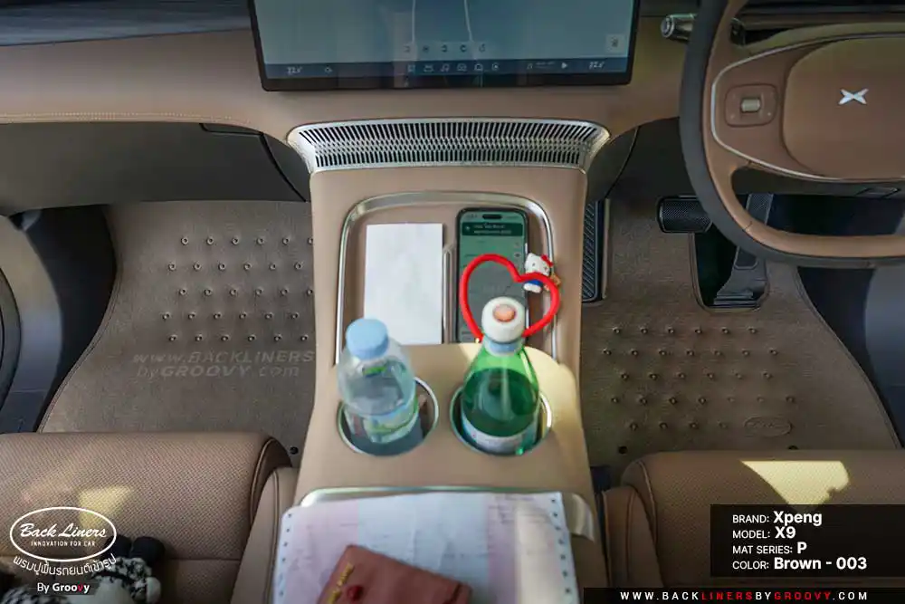 พรมรถยนต์ ผ้ายาง Xpeng X9