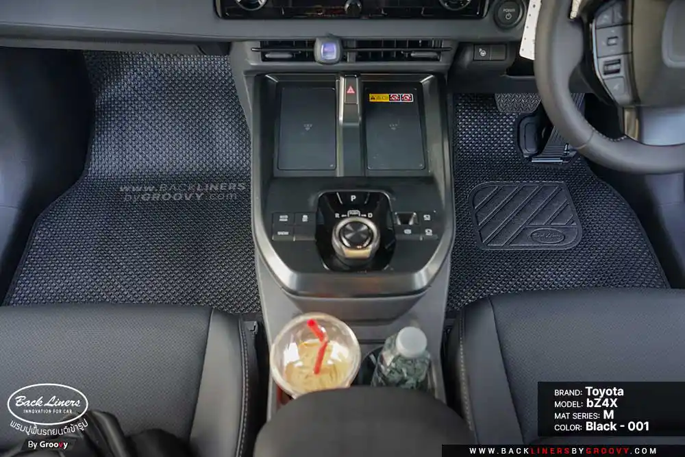 พรมรถยนต์ พรมกระดุม ผ้ายางกระดุม Toyota bZ4X-2025