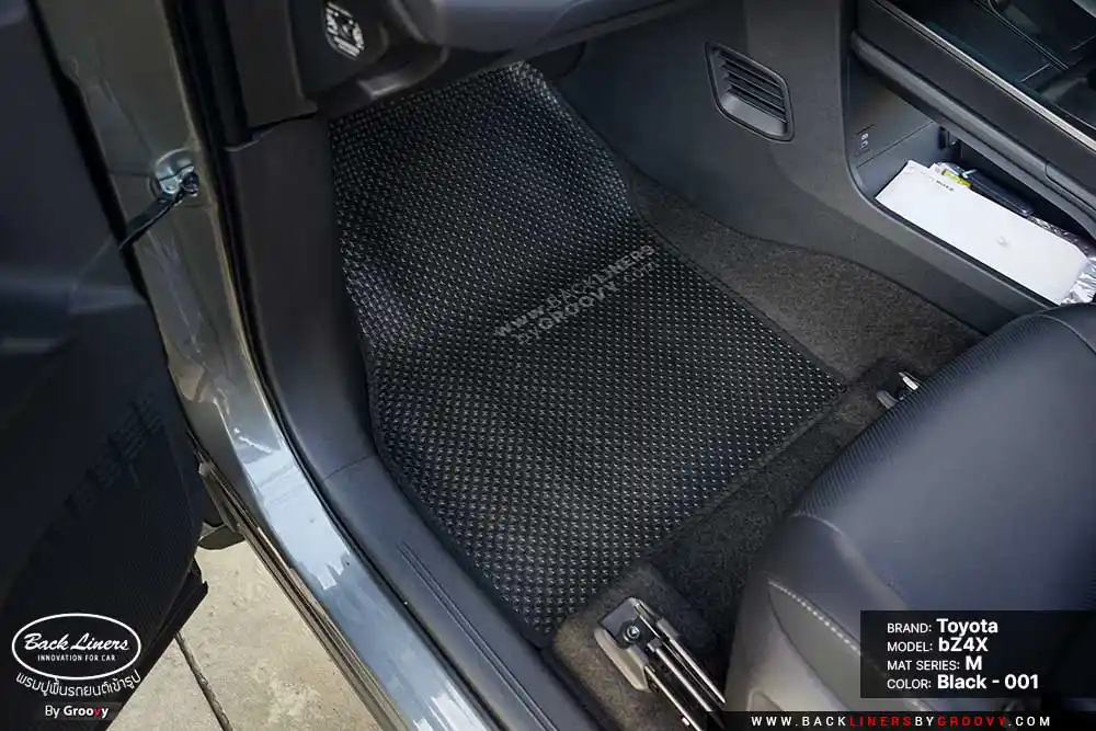 พรมรถยนต์ พรมกระดุม ผ้ายางกระดุม Toyota bZ4X-2025