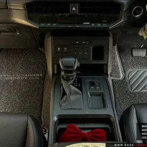 พรมไวนิลดักฝุ่น พรมดักฝุ่น ผ้ายางดักฝุ่น พรมใยบวบ Toyota Hilux Travo