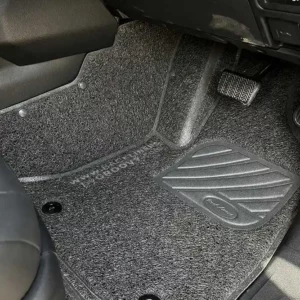 พรมไวนิลดักฝุ่น พรมดักฝุ่น ผ้ายางดักฝุ่น พรมใยบวบ Toyota Hilux Travo