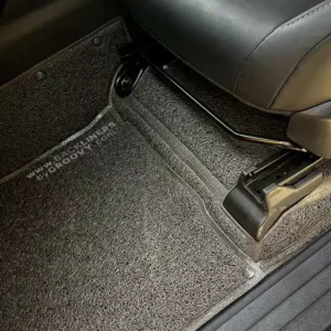 พรมไวนิลดักฝุ่น พรมดักฝุ่น ผ้ายางดักฝุ่น พรมใยบวบ Toyota Hilux Travo