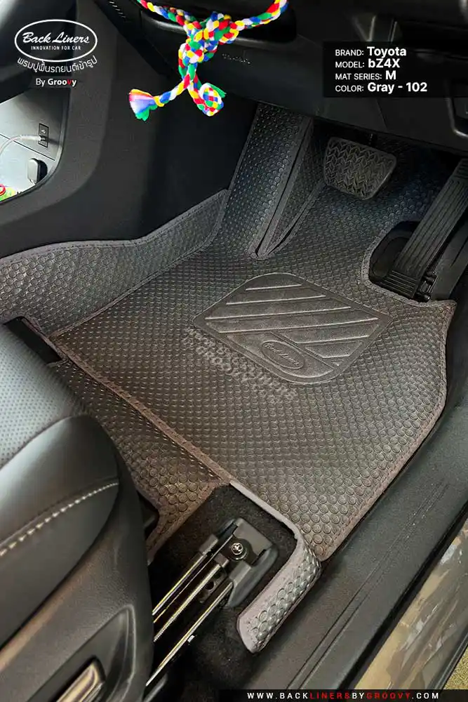 พรมรถยนต์ พรมกระดุม ผ้ายางกระดุม Toyota bZ4X-2025
