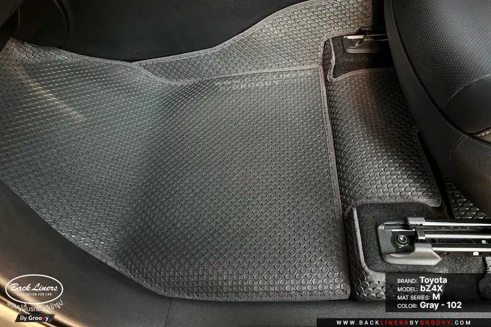 พรมรถยนต์ พรมกระดุม ผ้ายางกระดุม Toyota bZ4X-2025