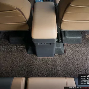 พรมเส้นใยไวนิล ผ้ายาง พรมรถยนต์ Mitsubishi Xpander HEV