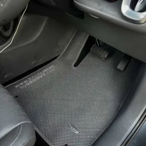 พรมรถยนต์ ผ้ายางรถยนต์ Leap Motor B10