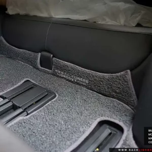 พรมเส้นใยไวนิล พรมใยบวบ พรมรถยนต์ พรมดักฝุ่น Mazda CX8