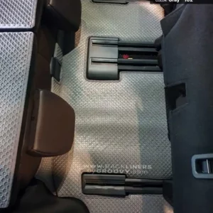 พรมกระดุม ผ้ายางกระดุม พรมรถยนต์ Mazda CX8