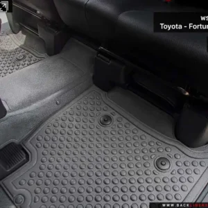 พรมกระดุม ผ้ายางกระดุม พรมรถยนต์ Toyota Fortuner Gen2 Legender