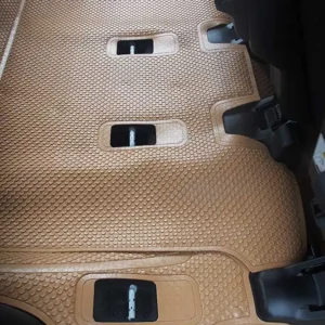 พรมกระดุม ผ้ายางกระดุม พรมรถยนต์ Toyota Fortuner Gen2