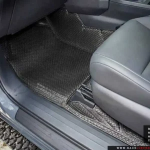 พรมกระดุม ผ้ายางกระดุม พรมรถยนต์ Toyota Hilux Travo