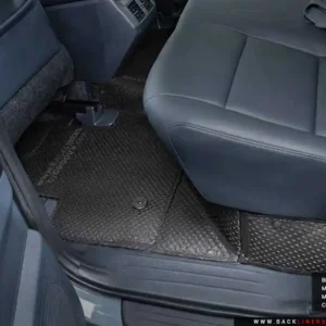 พรมกระดุม ผ้ายางกระดุม พรมรถยนต์ Toyota Hilux Travo